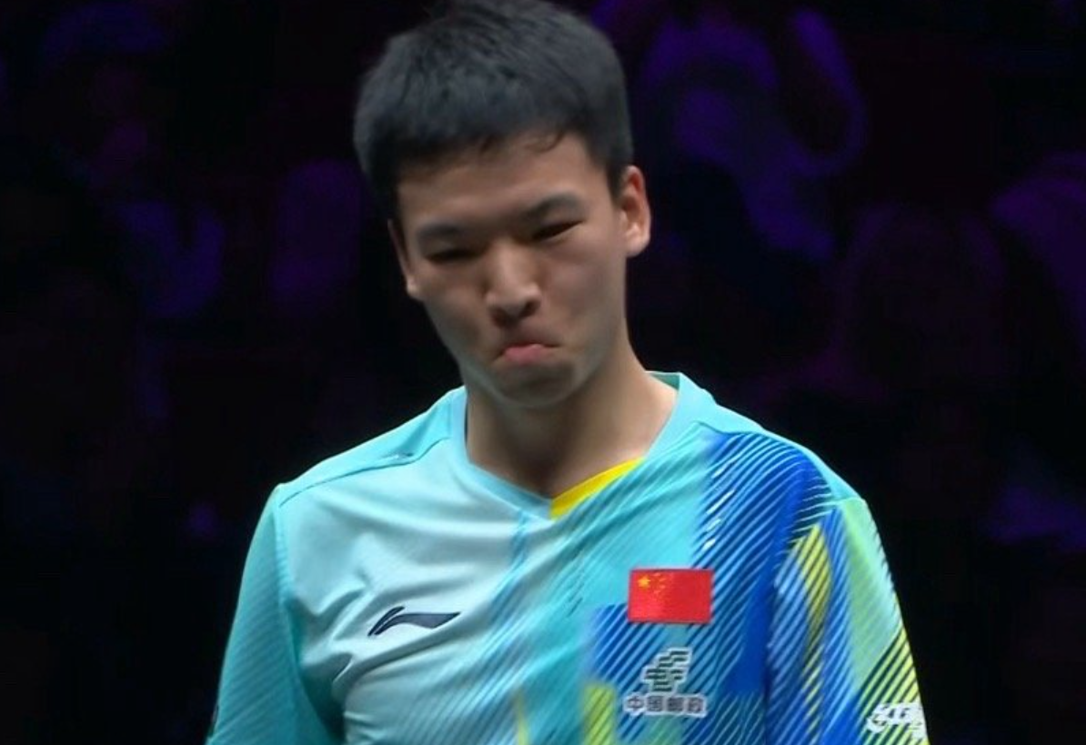 开云中国电竞官方网站-梁靖崑3-1逆转向鹏晋级16强！后三局展综合实力，好好调整状态！