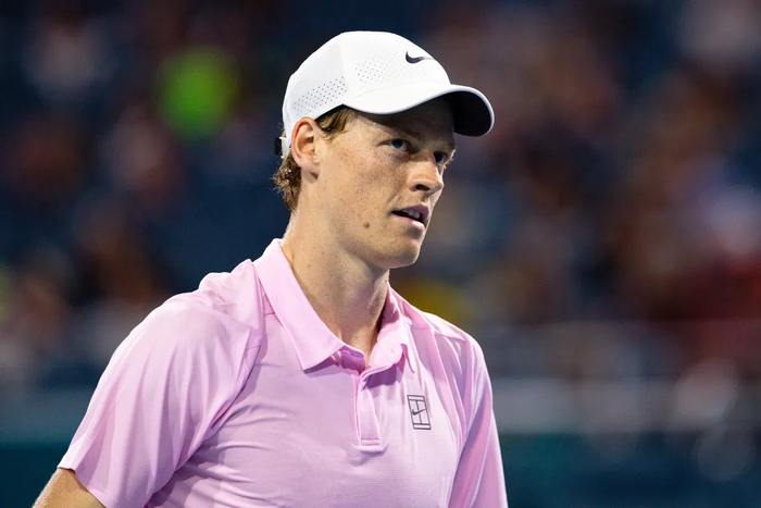 开云中国电竞官方网站-辛纳打破费德勒一大纪录，迪米十四年纪录惨遭终结|迪米特洛夫|阿尔卡拉斯|蒙特卡洛大师赛|扬尼克-辛纳|ATP_新浪新闻